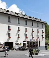 Cercasi CHEF e SOUS-CHEF a tempo indeterminato